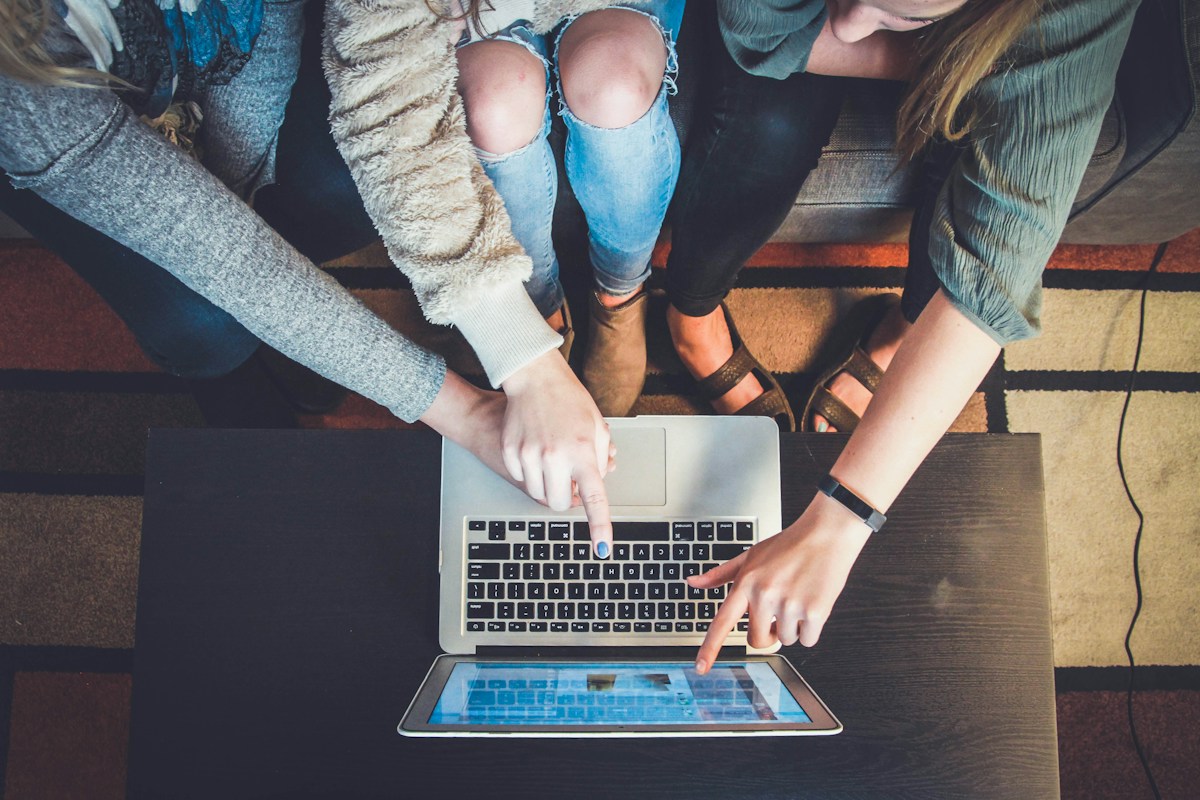 Conception d’un « Concept Store » et d’un référentiel de services autour du Numérique et de l’Acculturation au Digital