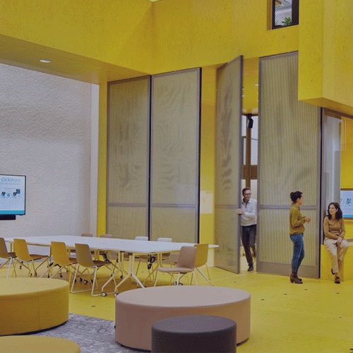 Image_Carre_Webi_Demenagement Espace de travail moderne